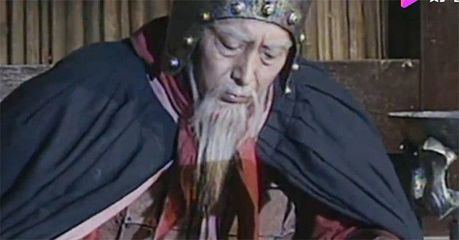 語(yǔ)言力量到底有多大?一番外交辭令,年逾70燭之武挫敵千軍萬(wàn)馬!